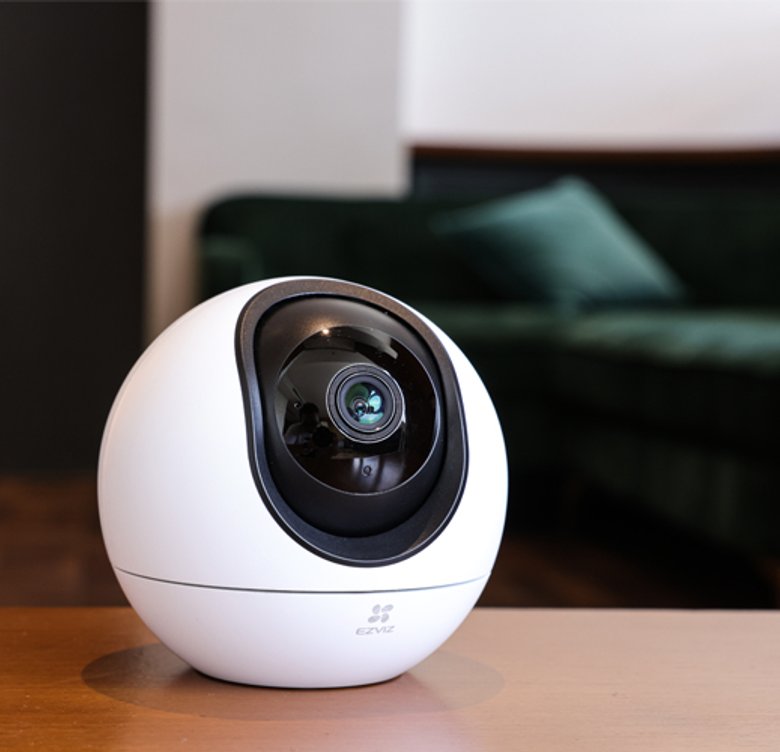 Thermostat wiring and backplate