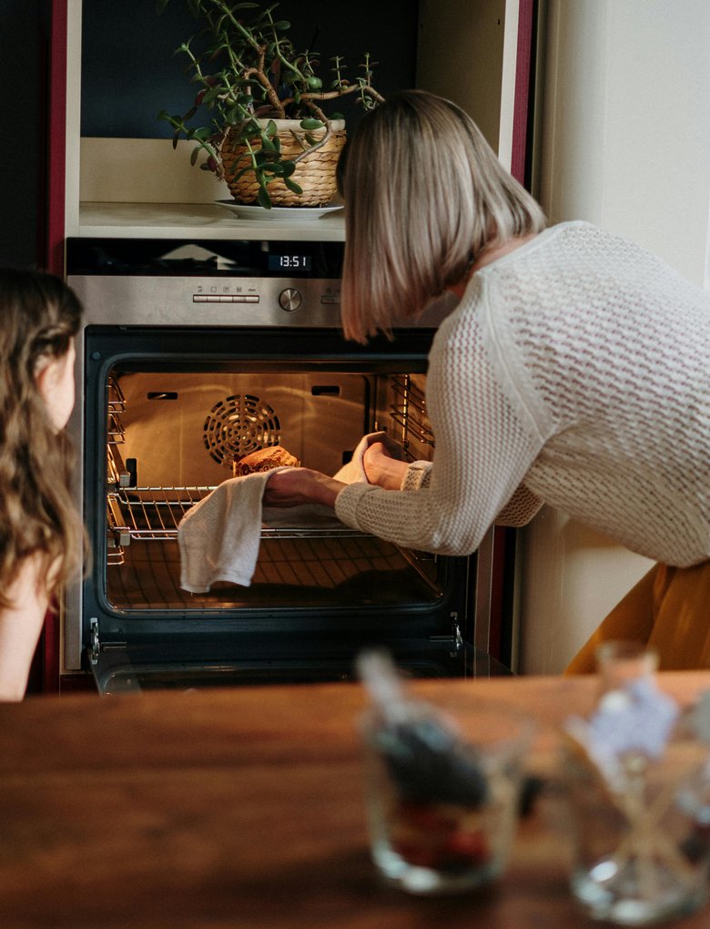 Freezer frost prevention and service inspection